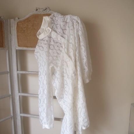 Vintage Lace Coat / White
