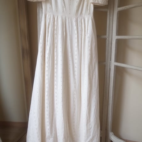 Lace Puff Sleeve Dress / Off White