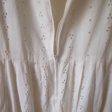 Lace Puff Sleeve Dress / Off White