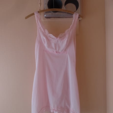 Vintage Lingerie / Pink