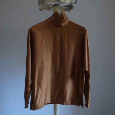 Silk blouse / brown