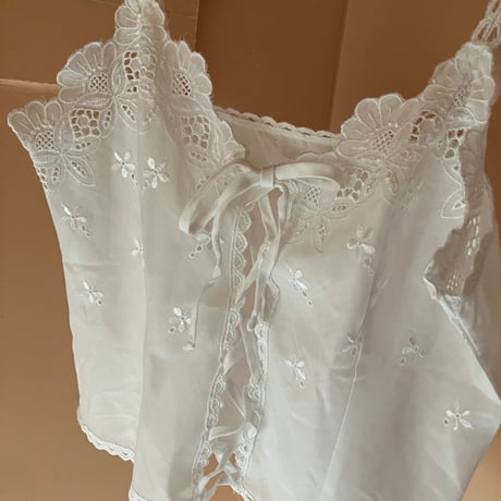 Lace camisole / White