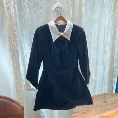 Velvet Long Sleeve Cuff Dress / Black×White