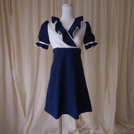 Frills dress /dark blue×white