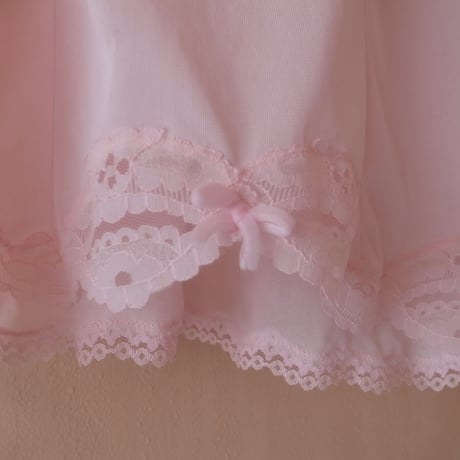 Vintage Lingerie / Pink