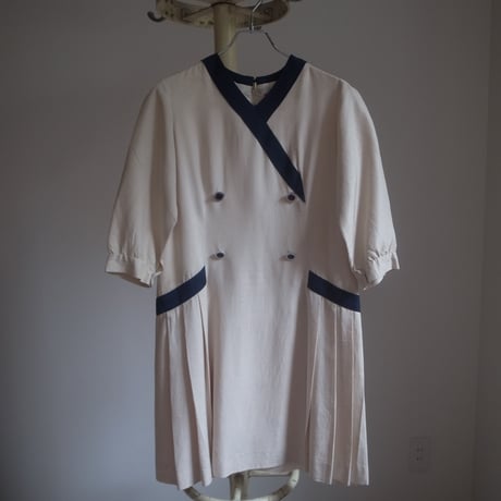 Silk dress / Light beige