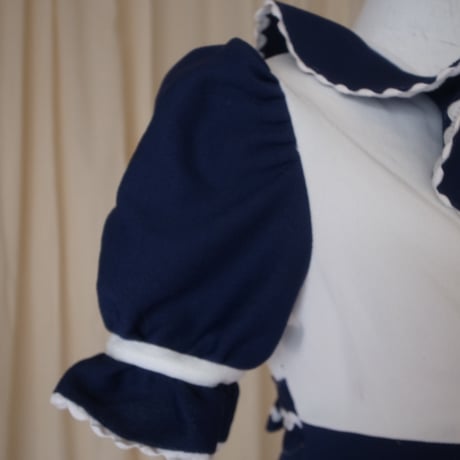 Frills dress /dark blue×white