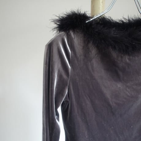 Fur velor top / Gray × Black
