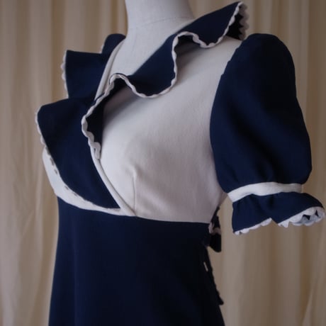 Frills dress /dark blue×white