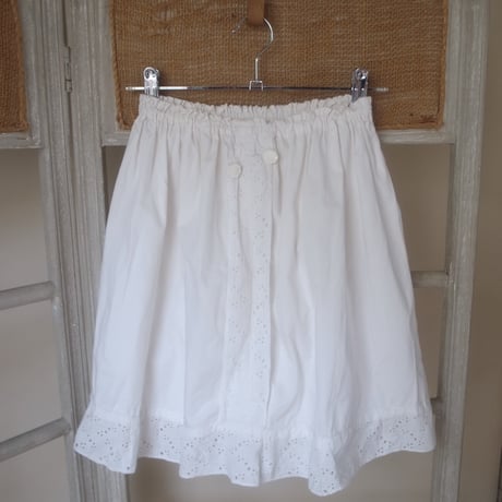 Vintage Flower Button Petticoat / White