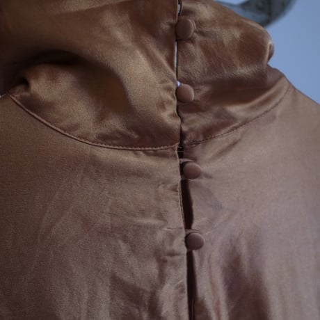 Silk blouse / brown