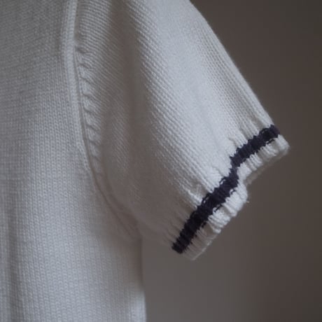 Dolphin knit / White