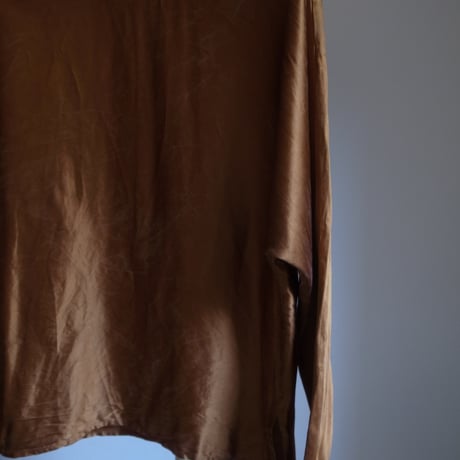 Silk blouse / brown
