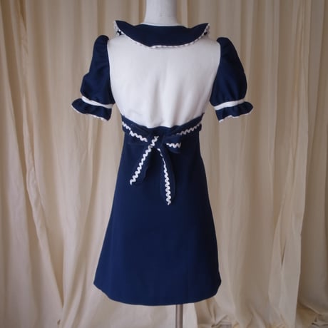 Frills dress /dark blue×white