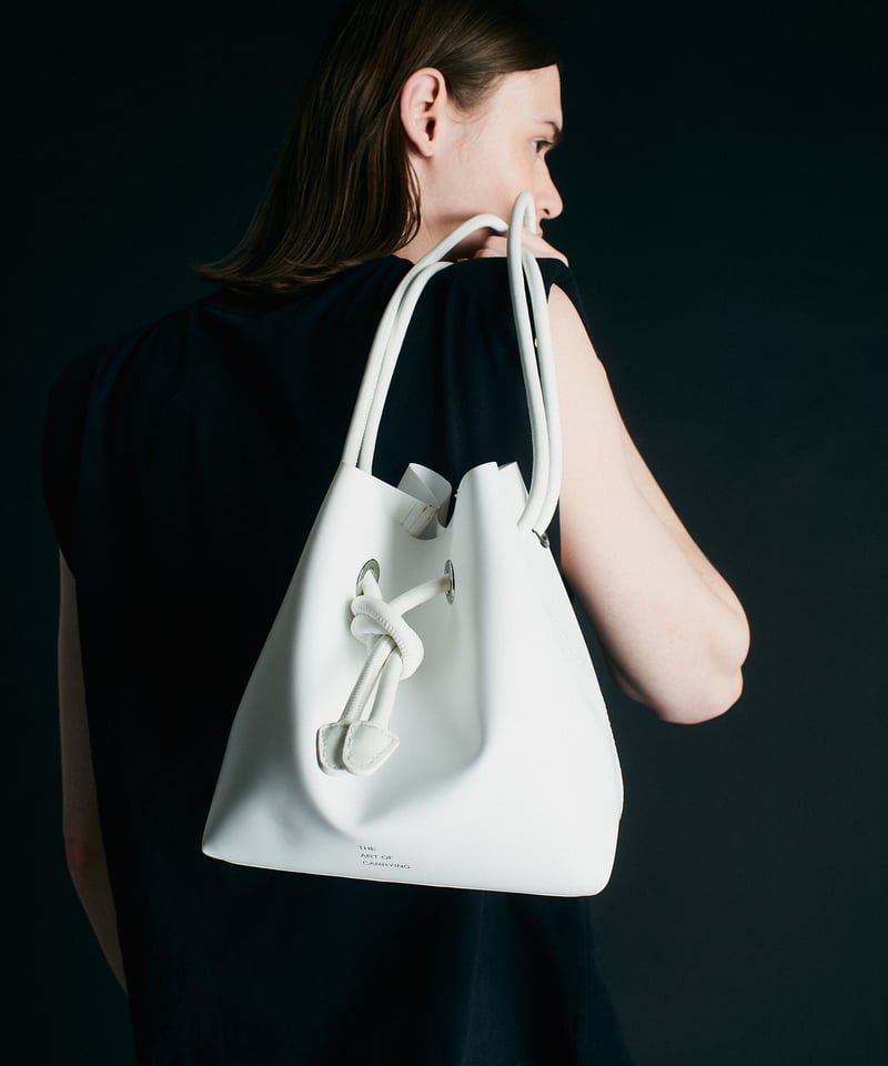 POUCH | THE ART OF CARRYING official online store