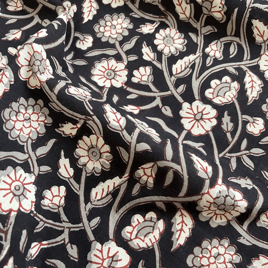 66cd3dc99475d40768fe3b5d