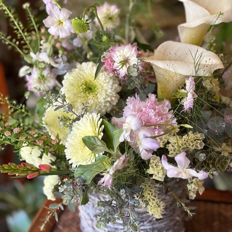 Rustic Haze Memorial Arrangement　-優しい色合いのお供え用アレンジメント-