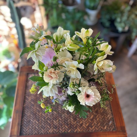 Rustic Haze Memorial Arrangement　-優しい色合いのお供え用アレンジメント-