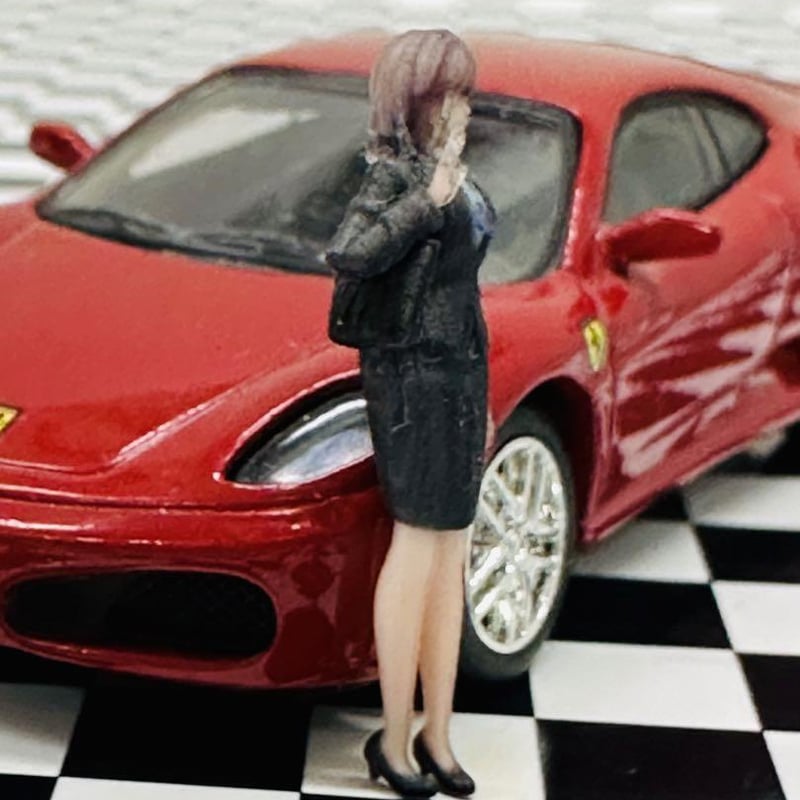 1/64☆QuQu OL☆フィギュア☆ミニカーに☆ジオラマに☆美少女 1/64☆QuQu OL☆フィギュア☆ミニカーに☆ジオラマに☆美少女