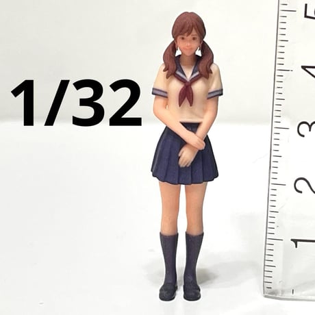 ミニチュアイメージお姉さん　フィギュア2体　1/64より大　1/32 ミニチュア CATEGORY 1/32 フィギュア | ミニチュアイメージ オンラインショップ