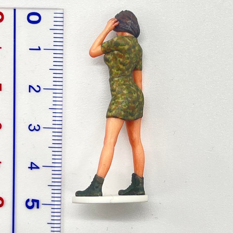 1/35 JOY18 JK1 フィギュア2体　台付　完成品　1/64より大 1/35 JOY18 JK1 フィギュア2体 台付 完成品 リアルフィギュア