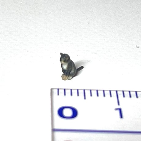 1/64 ネコ　猫　ミニチュア　完成品　フィギュア　ねこ　ミニカーに　ジオラマ
