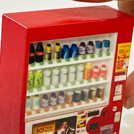 1/24 飲物立体　自販機　ミニチュア　フィギュアに　ドールハウスに　ジオラマに　ミニカーに　ミニチュアイメージ