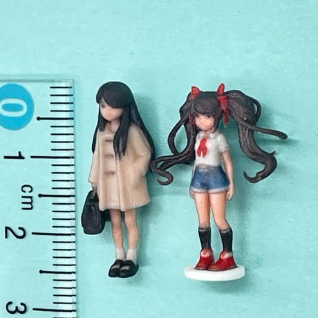 1/64 フィギュア2体　3DA-JK-003 004 完成品　ミニカーに　ミニチュアイメージ　女子高生　ミニチュア　ジオラマに