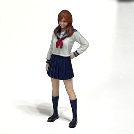 1/64 フィギュア　セーラー服　ミニカーに　トミカに　ジオラマ　ミニチュア