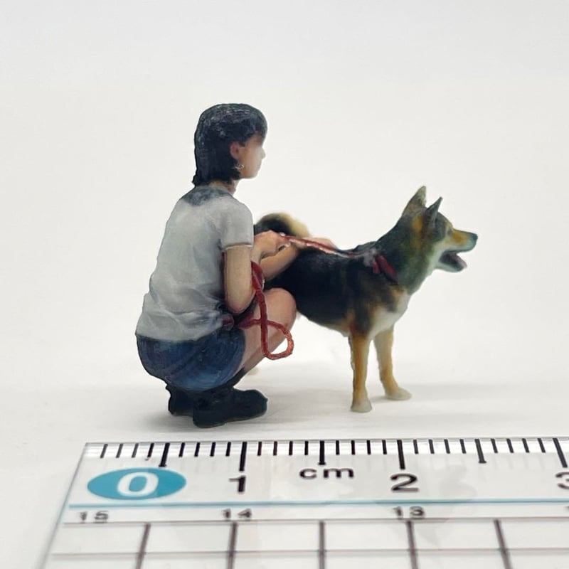 1/43 犬と女の子 フィギュア ミニチュア ジオラマに ミニチュア