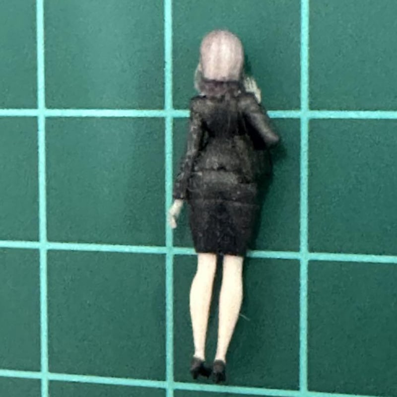 1/64☆QuQu OL☆フィギュア☆ミニカーに☆ジオラマに☆美少女 1/64☆QuQu OL☆フィギュア☆ミニカーに☆ジオラマに☆美少女