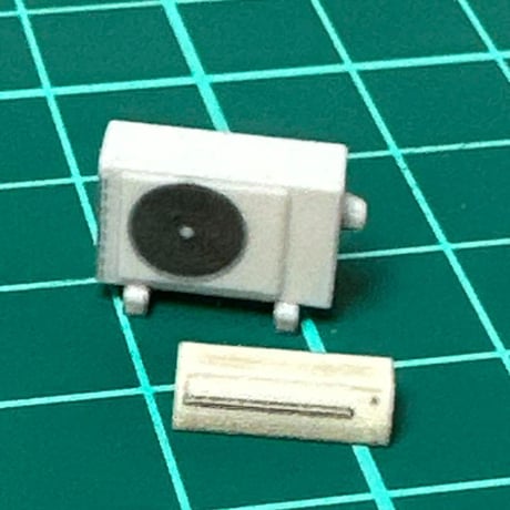 1/64 エアコン＆室外機　ミニチュア　フィギュアに　ジオラマに　ミニカーに
