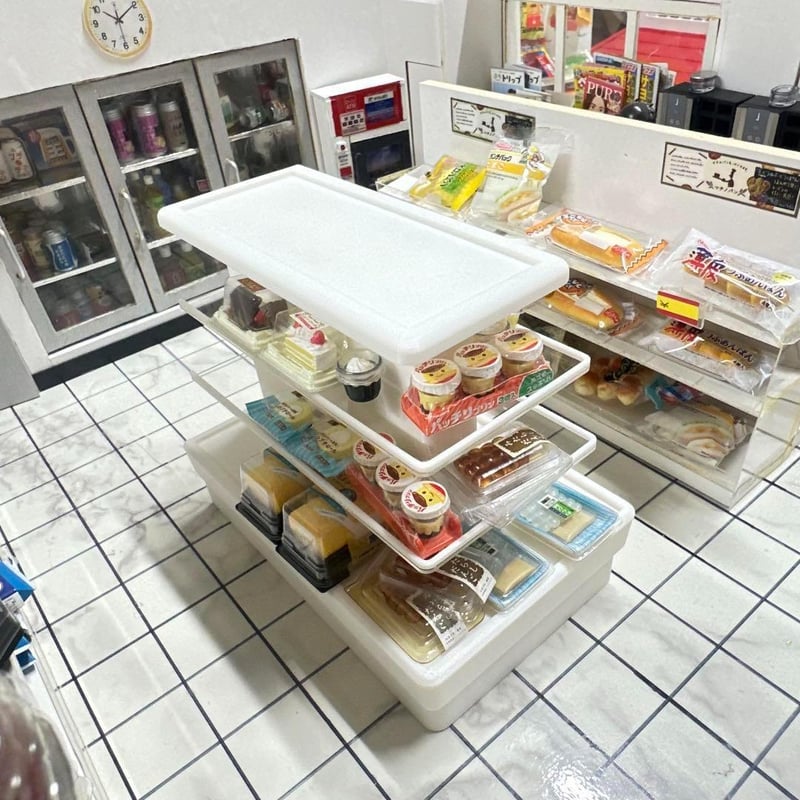 ミニチュア コンビニデザート棚 什器 リーメントに ドールハウスに