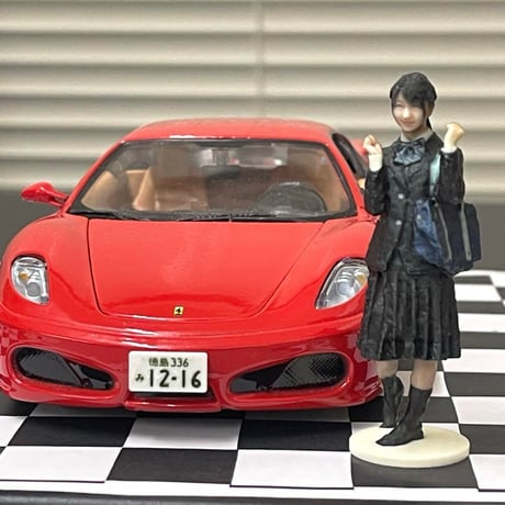 1/24 JKN-02 フィギュア　完成品　ミニカーに　リアルフィギュア　ミニチュアイメージ　ジオラマに　３D　女子高生