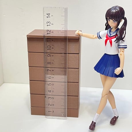 ミニチュア　タンス　家具　ドールハウスに　リーメントに　1/10 1/12などに