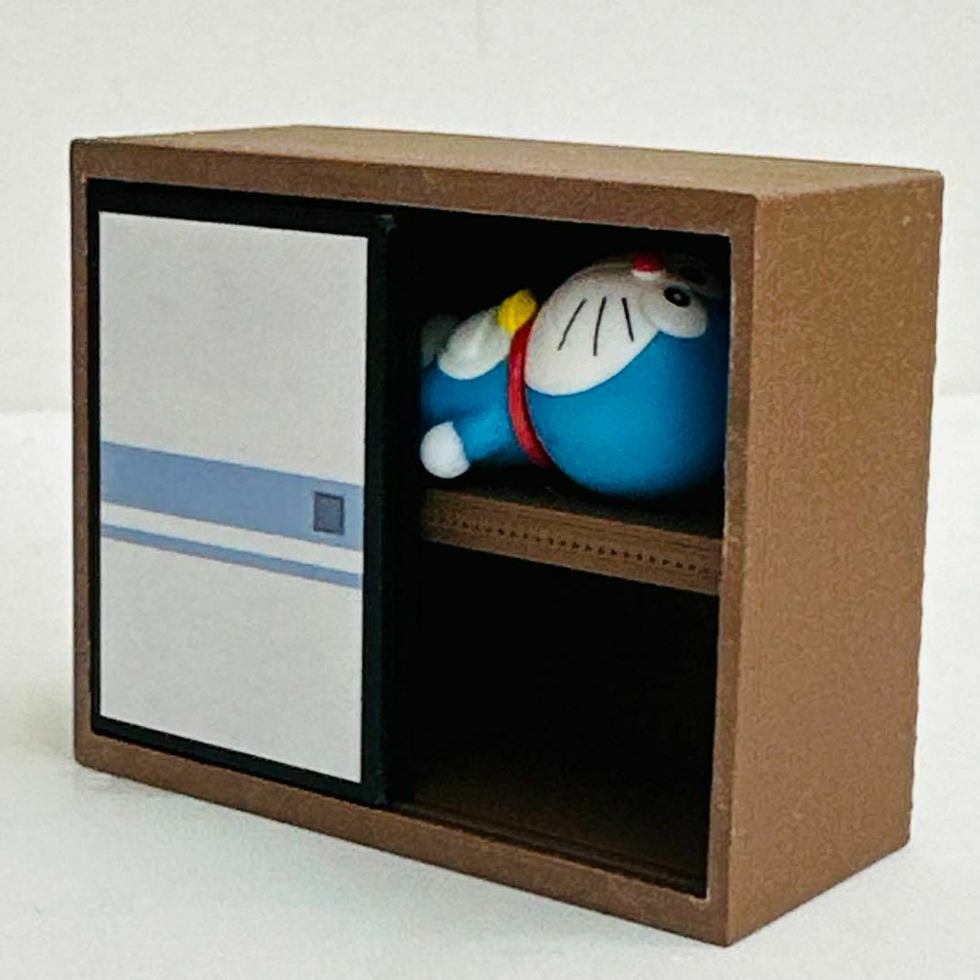 ミニチュア　リーメントに　ドールハウス　AI フィギュア　1/64より大 ミニチュア リーメントに ドールハウス AI フィギュア 1/64より大