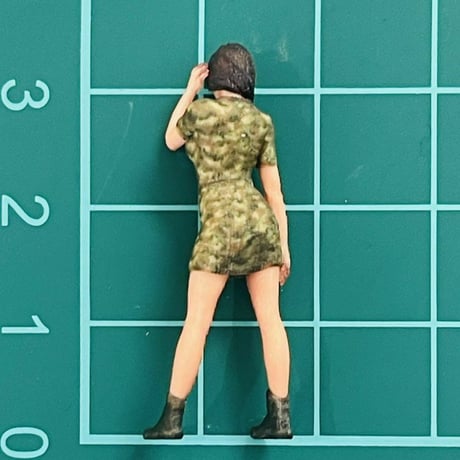1/48 JOY18 ミリタリー　フィギュア　1/64より大　ミニカーに