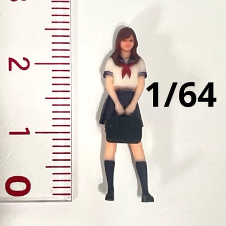 1/64 フィギュア　夏服　セーラー服　JK カバン　ミニカー　トミカに ミニチュアイメージ　リアルフィギュア