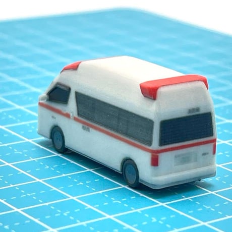 Nゲージ　1/150 救急車　ミニチュア　ミニカー　フィギュア　1/64より小　鉄道模型　住宅模型　ジオラマ　レイアウト　３D