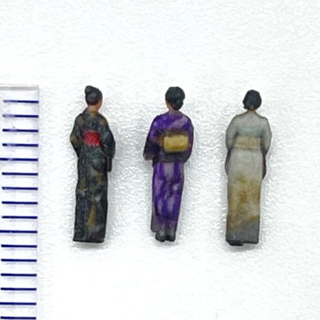 Nゲージ　着物フィギュア　フィギュア3体　和服　鉄道模型　完成品　ジオラマ　レイアウトに