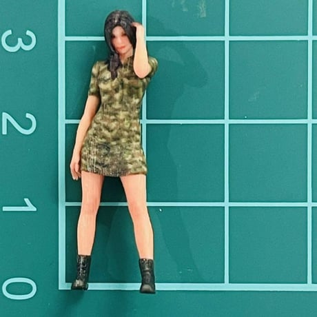 1/48 JOY18 ミリタリー　フィギュア　1/64より大　ミニカーに
