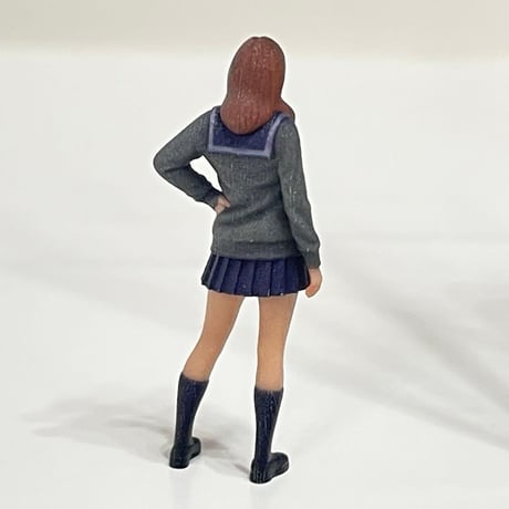 1/43 フィギュア　JK セーラー服　カーディガン　1/64より大　ミニカーに