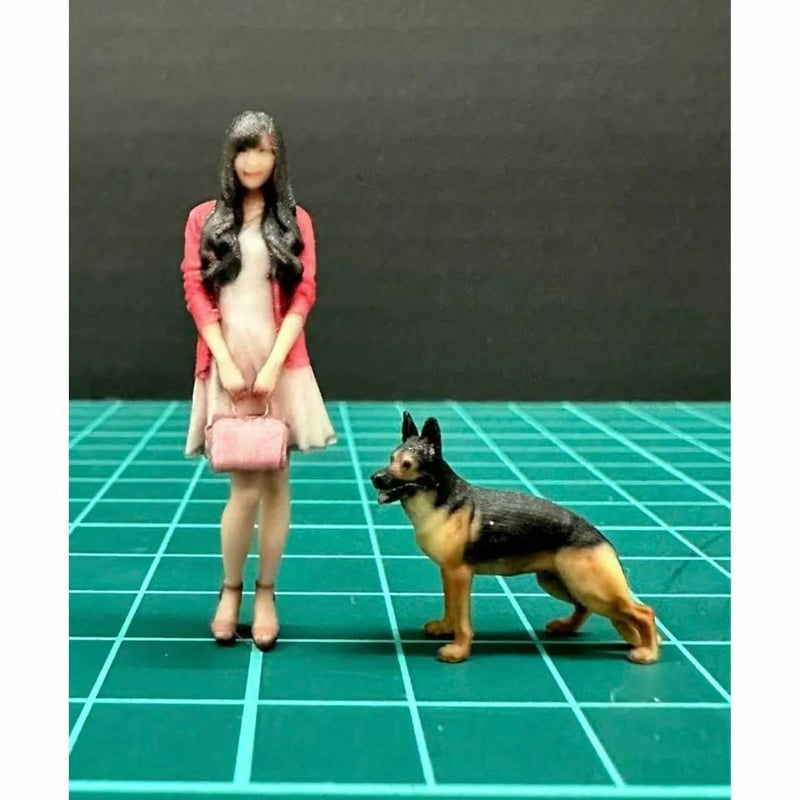1/43☆シェパード☆犬☆フィギュア☆ミニカーに☆リアルフィギュア