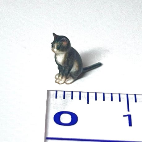 1/43 猫　完成品　フィギュア　ねこ　ネコ　フィギュア　ミニチュア　1/64より大