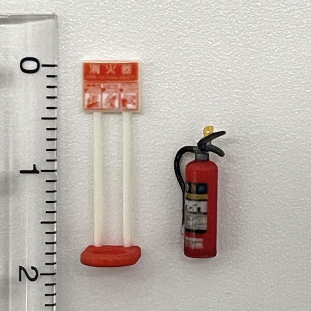1/43 消火器とスタンド ミニチュア フィギュアに ミニカーに 3D