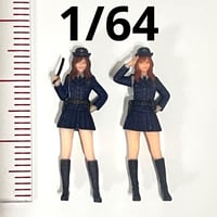 1/64 フィギュア2体　警官　冬服　ミニカー　トミカに　ジオラマ　ミニチュア