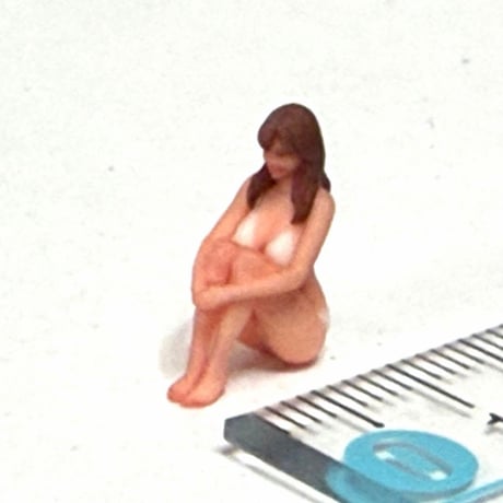 1/64 フィギュア ビキニ　水着　トミカに　ミニカーに　ジオラマ　3D