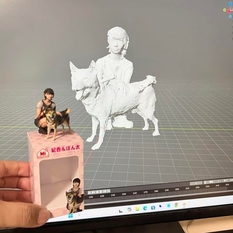 1/18 犬と女の子　フィギュア　外箱付き　3D ミニチュア　1/64より大