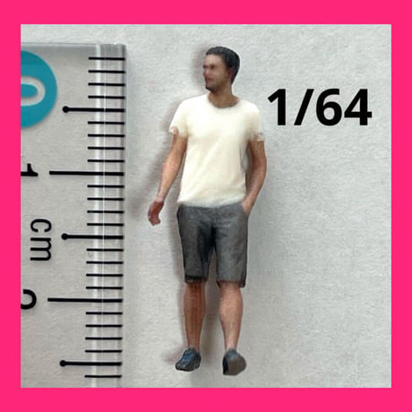 完成品　1/64 男性　白Tシャツ　フィギュア　ミニカーに　ジオラマに　リアルフィギュア
