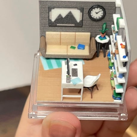 ミニチュア　ドールハウス　住宅模型　1/80 1/64 フィギュアに　ジオラマ　ミニチュアハウス　完成品